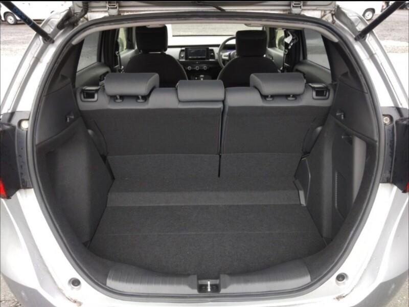 2021 Honda FIT thumbnail