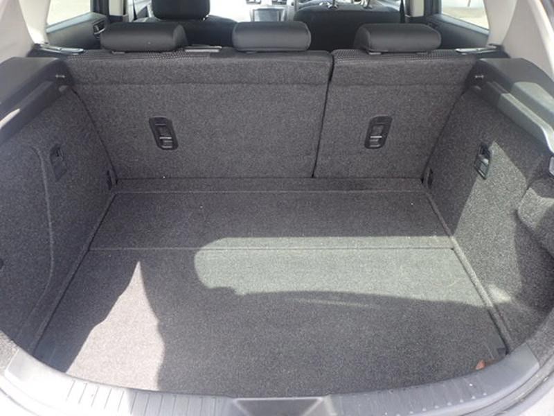 2012 Mazda Axela thumbnail