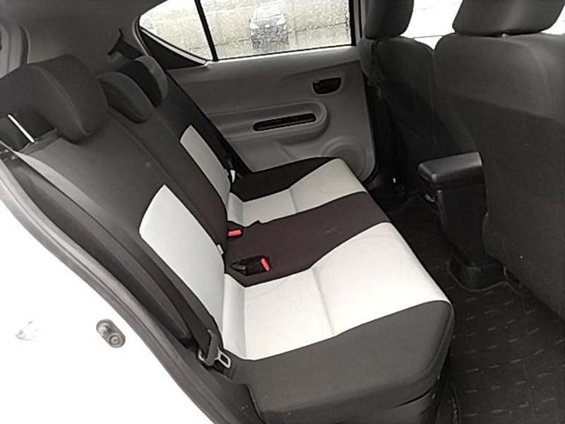 2013 Toyota Aqua thumbnail