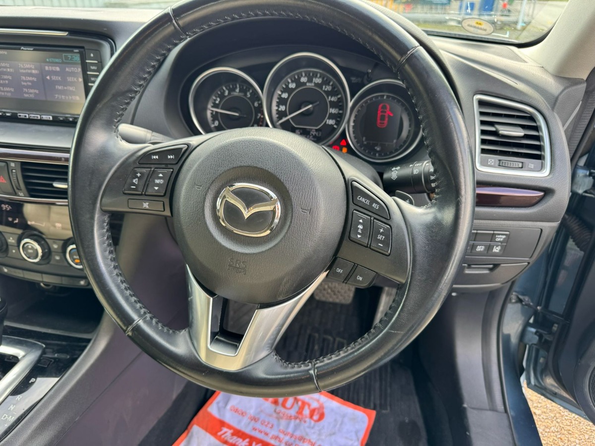 2013 Mazda Atenza thumbnail