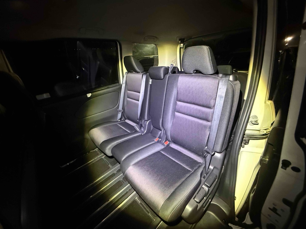 2018 Nissan Serena thumbnail