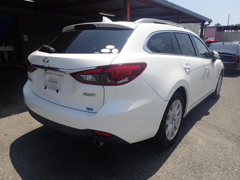 2015 Mazda Atenza thumbnail