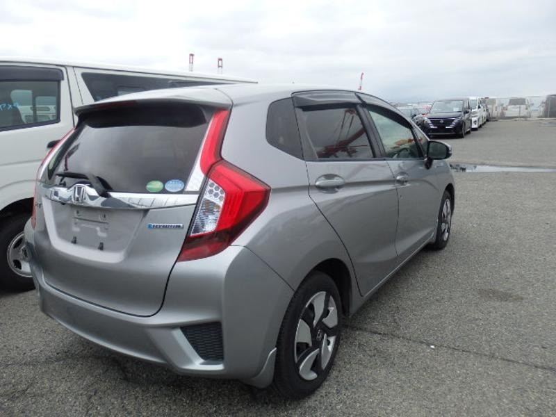 2015 Honda Fit thumbnail