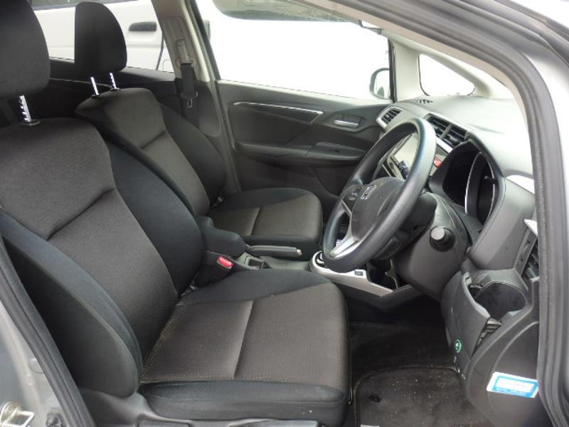 2015 Honda Fit thumbnail