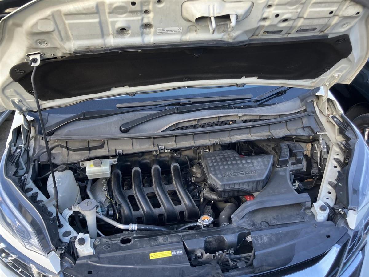 2017 Nissan Serena thumbnail