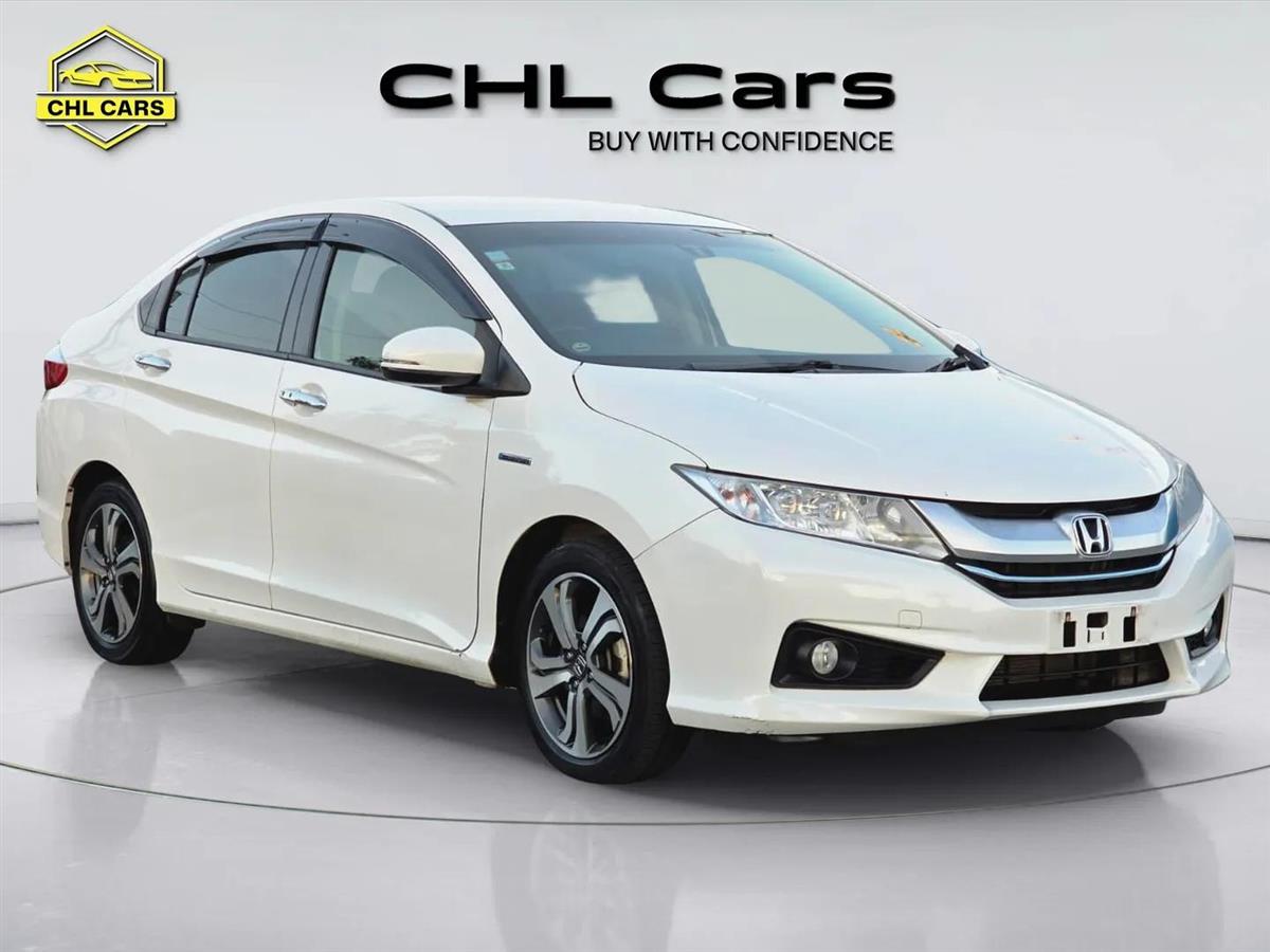 2016 Honda Grace thumbnail