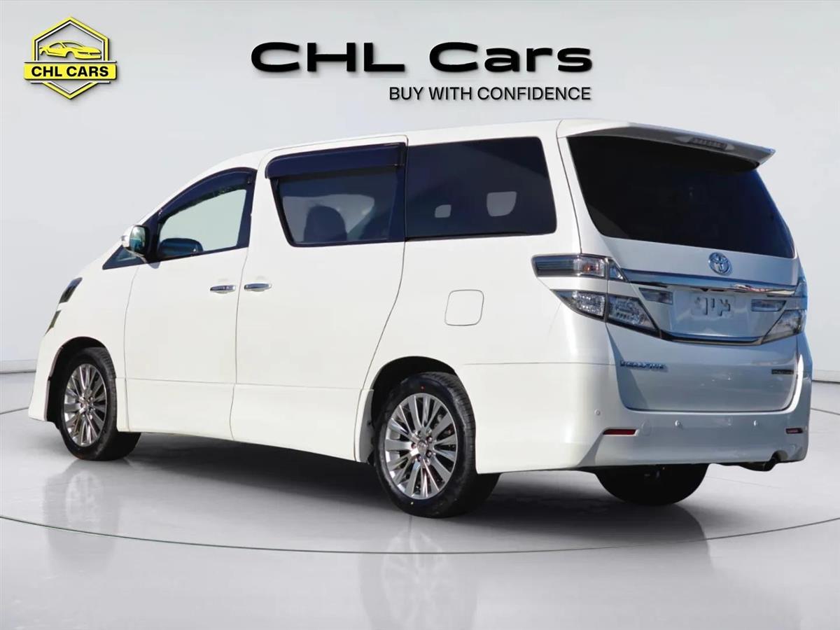 2014 Toyota Vellfire thumbnail