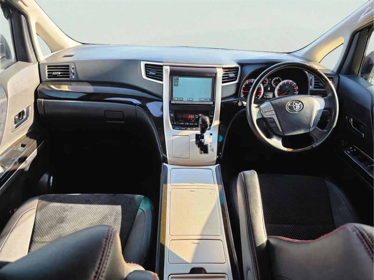 2014 Toyota Vellfire thumbnail