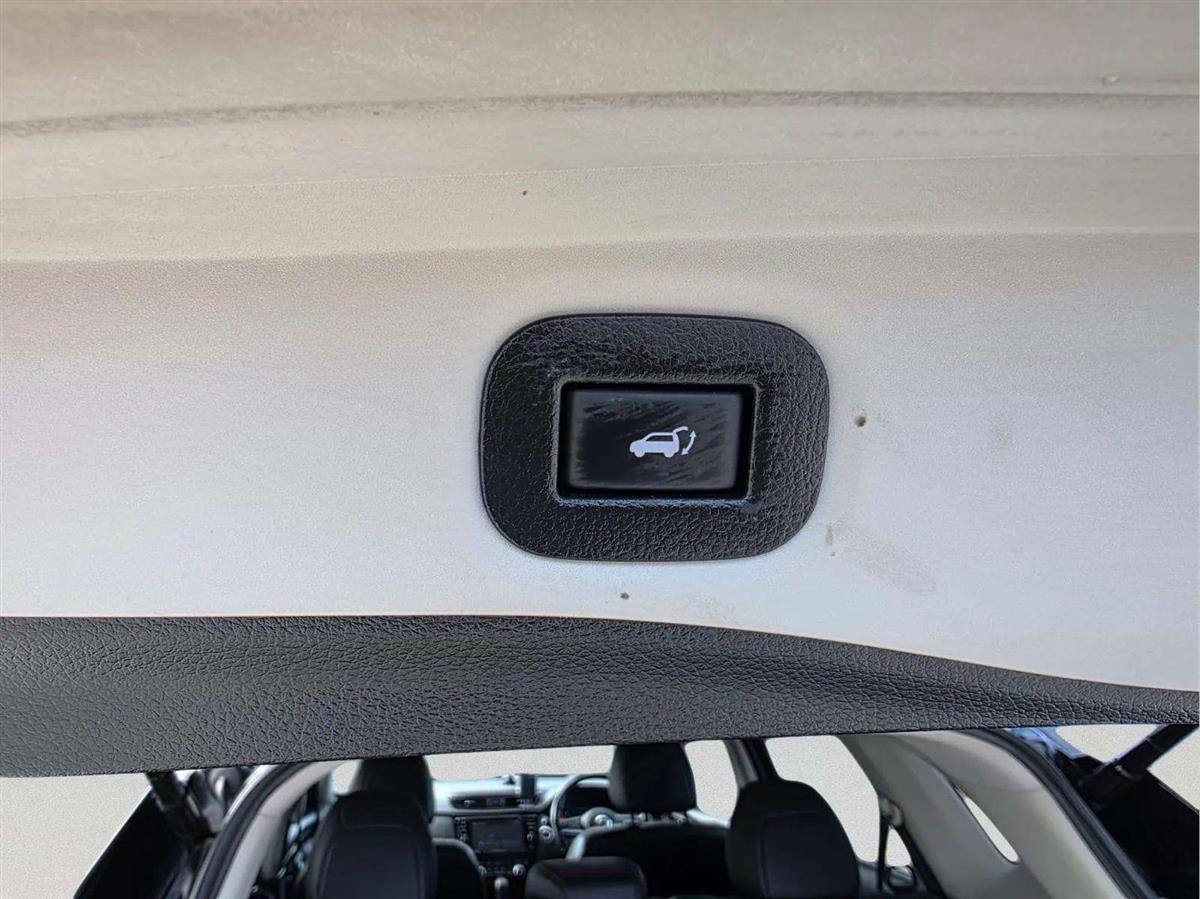 2017 Nissan X-Trail thumbnail