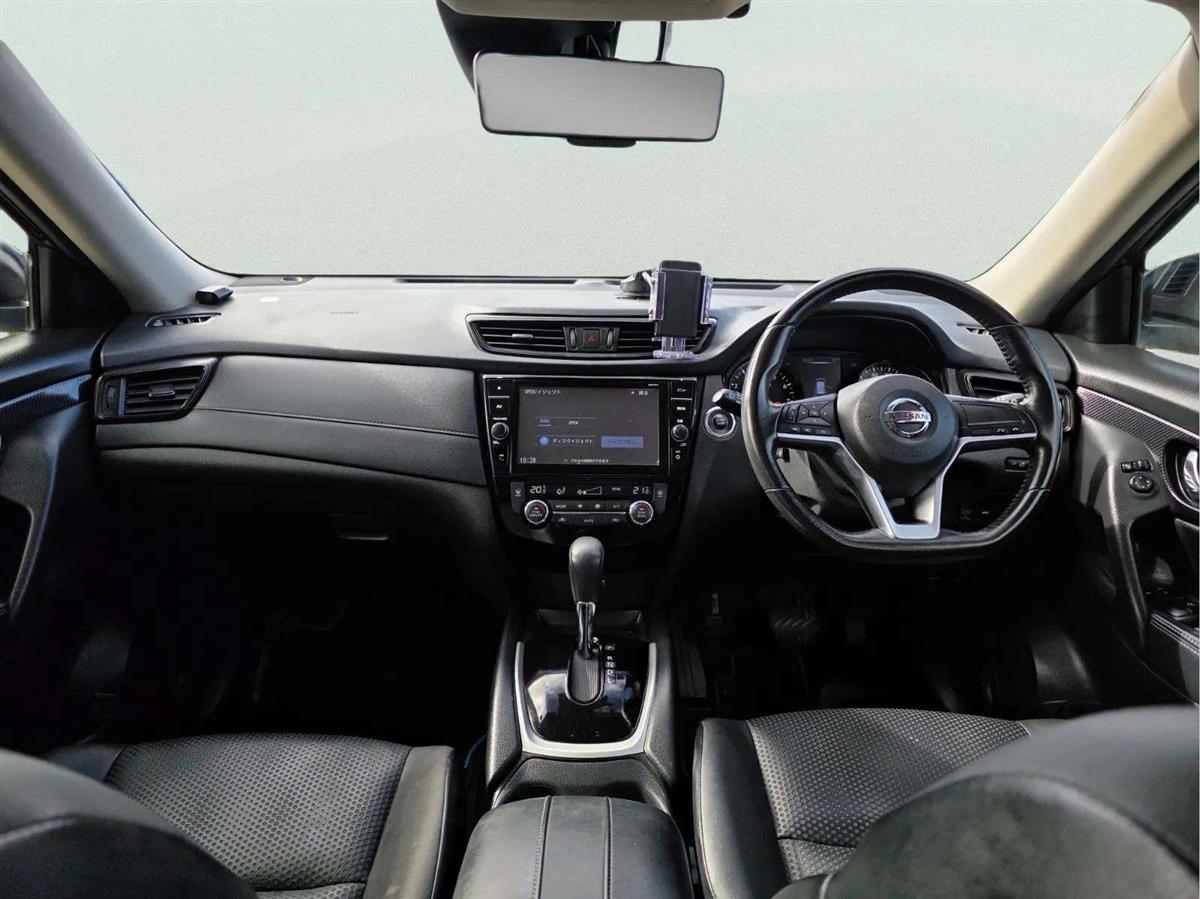 2017 Nissan X-Trail thumbnail