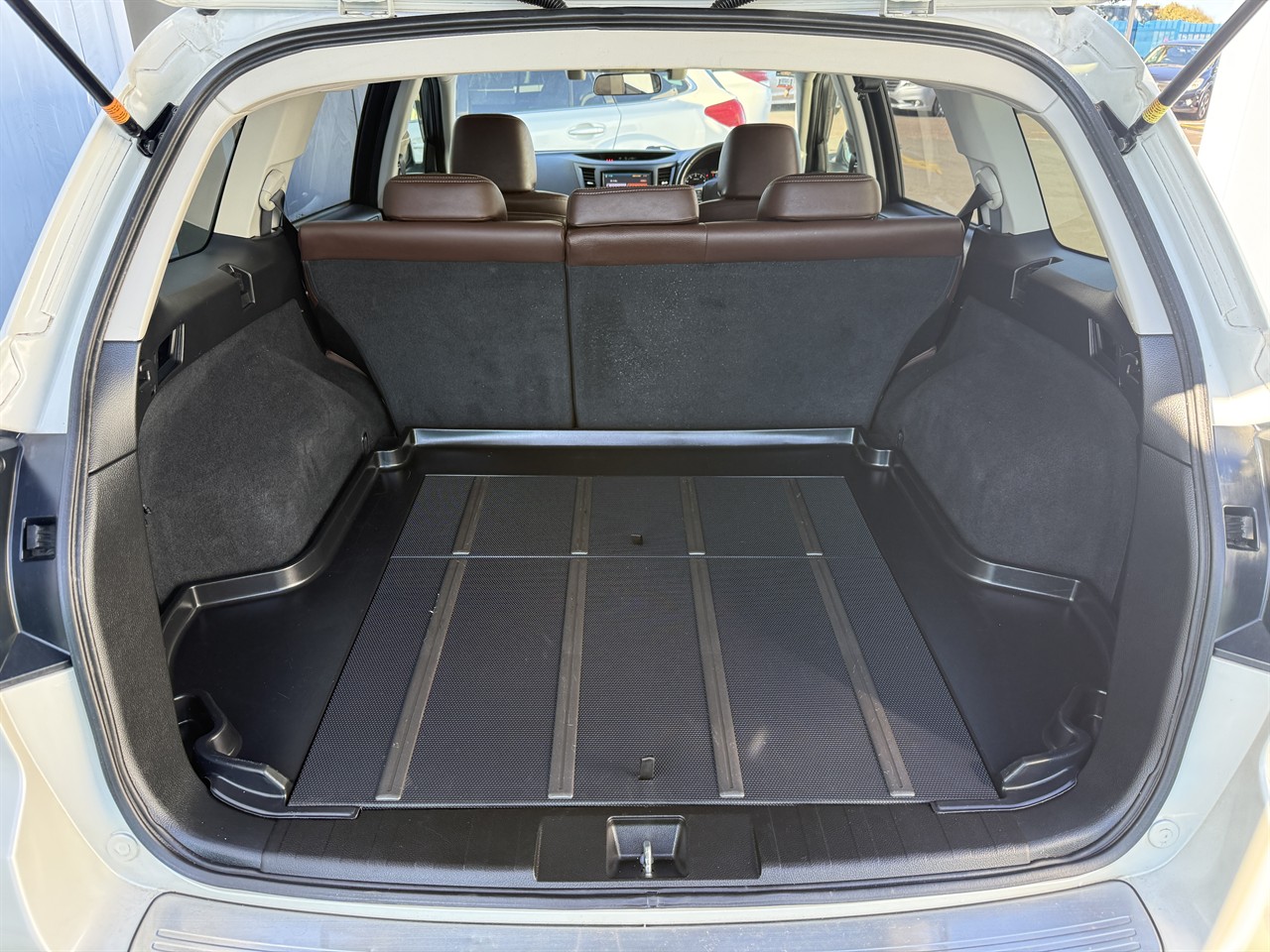 2013 Subaru Outback thumbnail