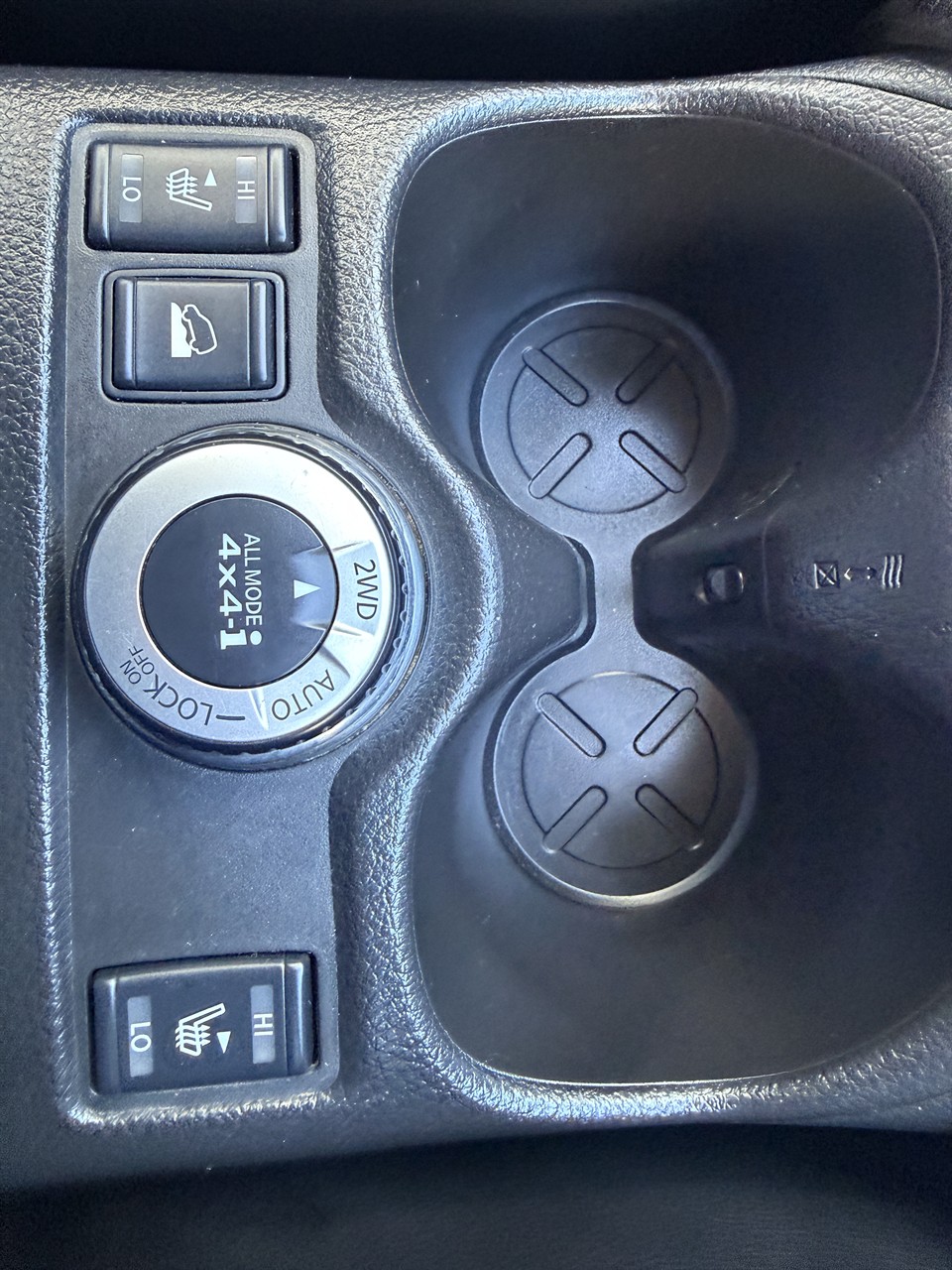 2014 Nissan X-Trail thumbnail