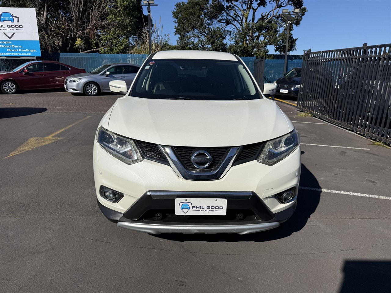 2014 Nissan X-Trail thumbnail