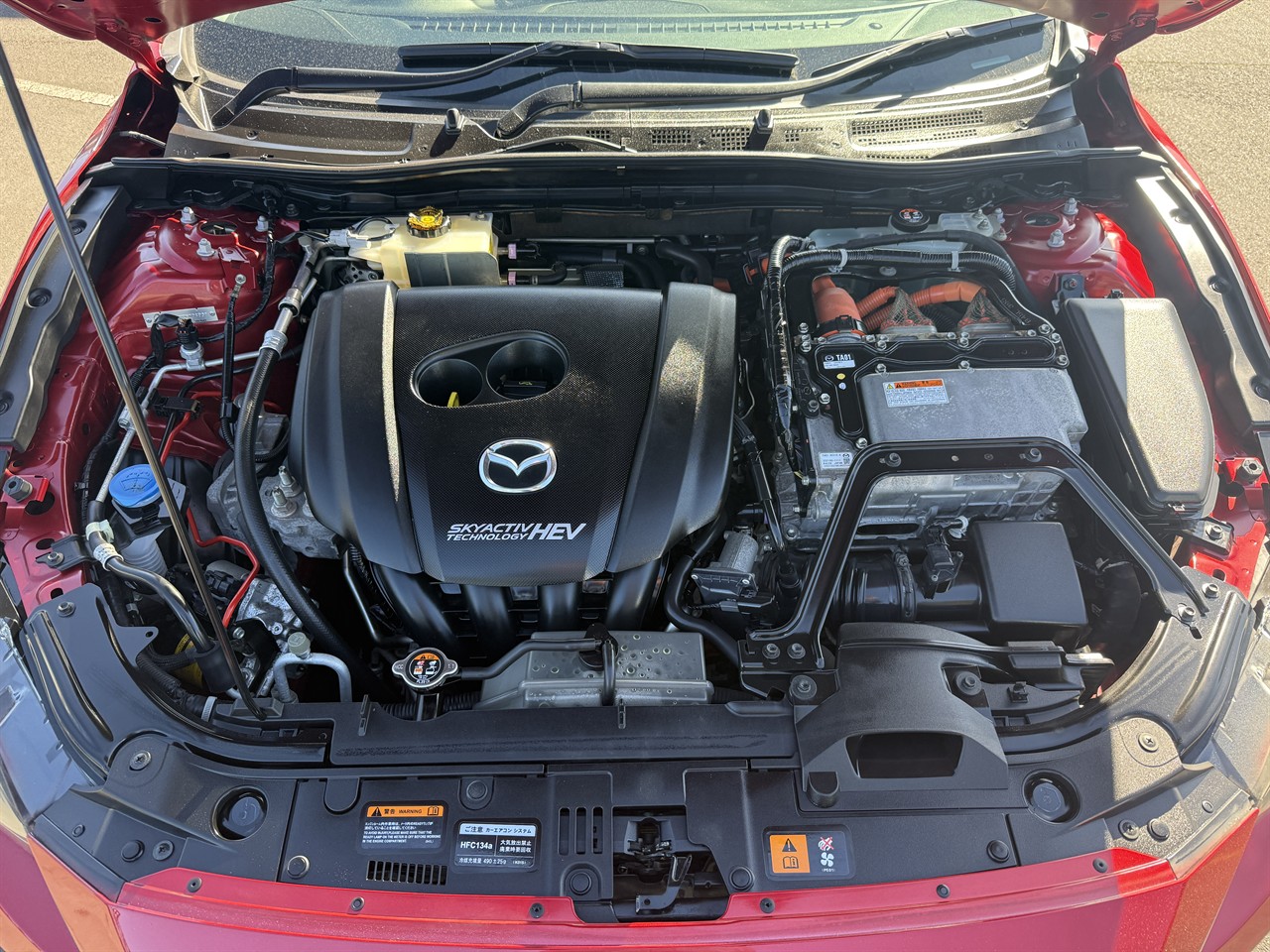 2014 Mazda Axela thumbnail