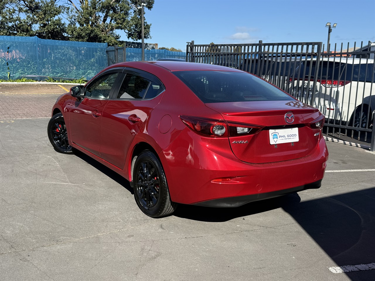 2014 Mazda Axela thumbnail
