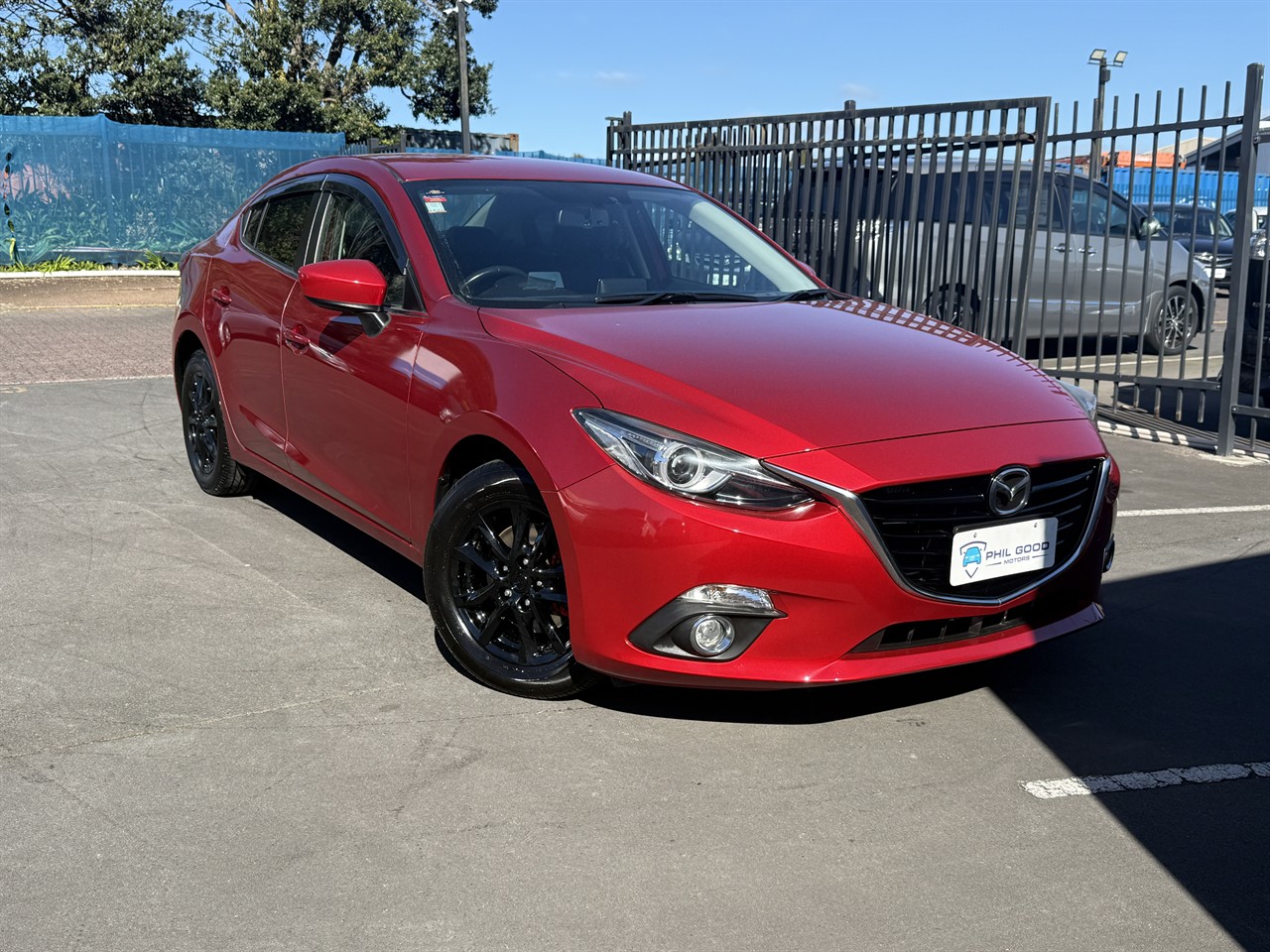 2014 Mazda Axela thumbnail