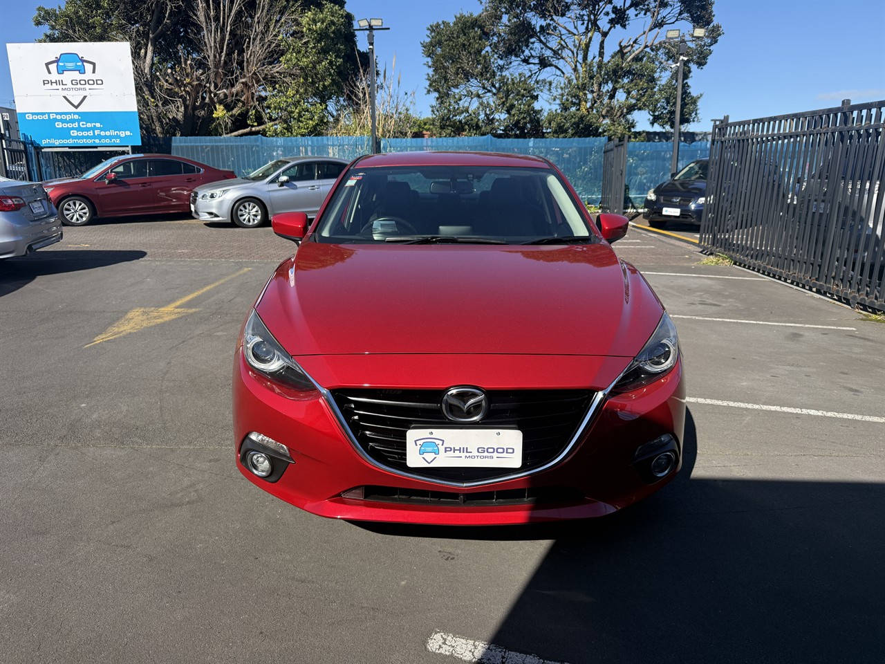 2014 Mazda Axela thumbnail