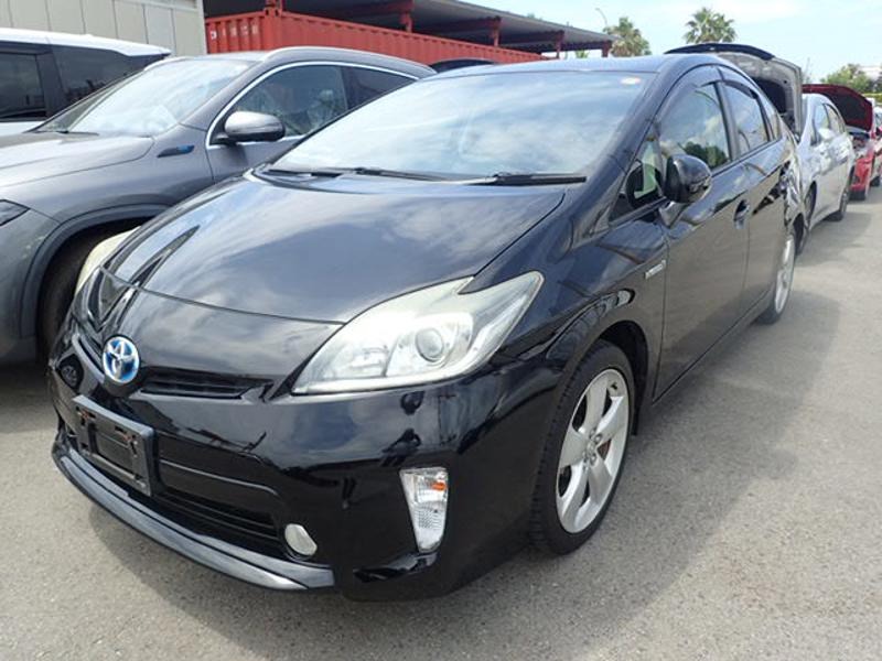2012 Toyota Prius thumbnail
