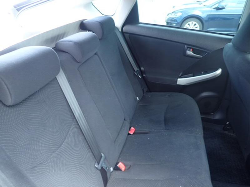 2012 Toyota Prius thumbnail