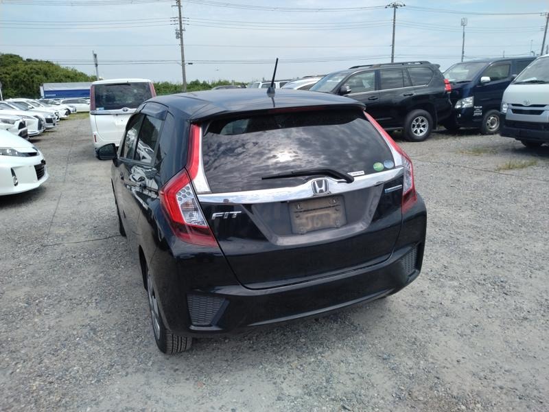 2013 Honda Fit thumbnail