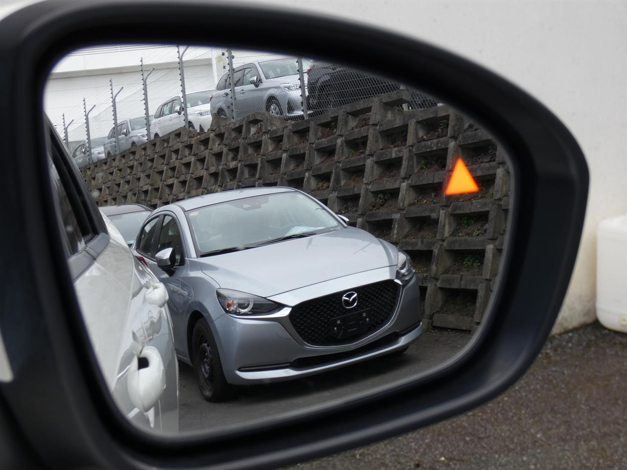 2021 Nissan NOTE thumbnail