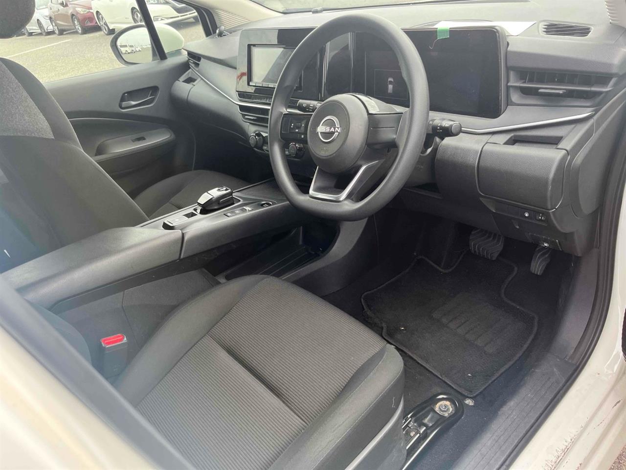 2021 Nissan NOTE thumbnail