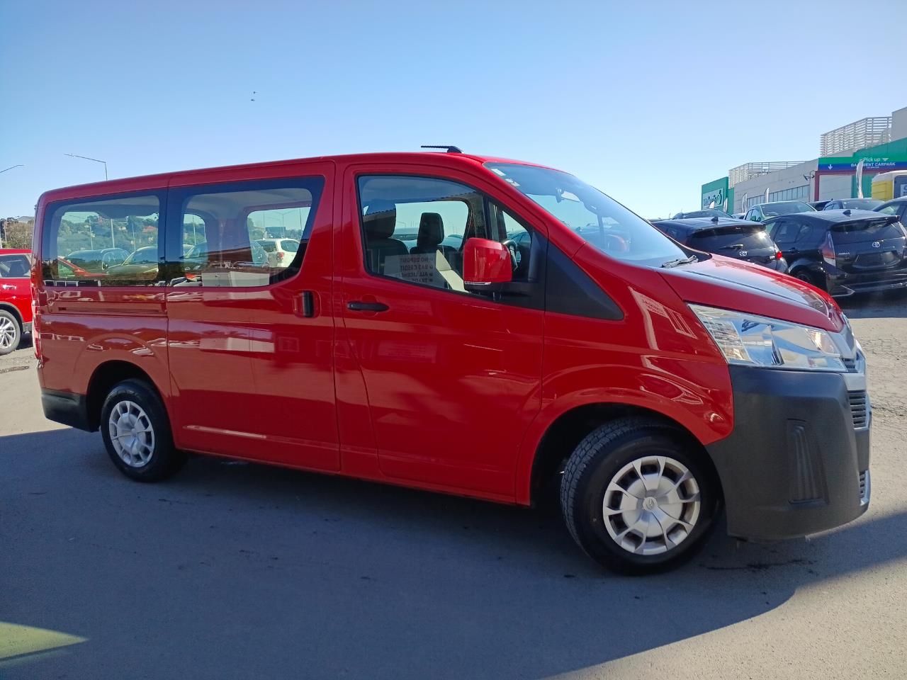 2021 Toyota Hiace thumbnail