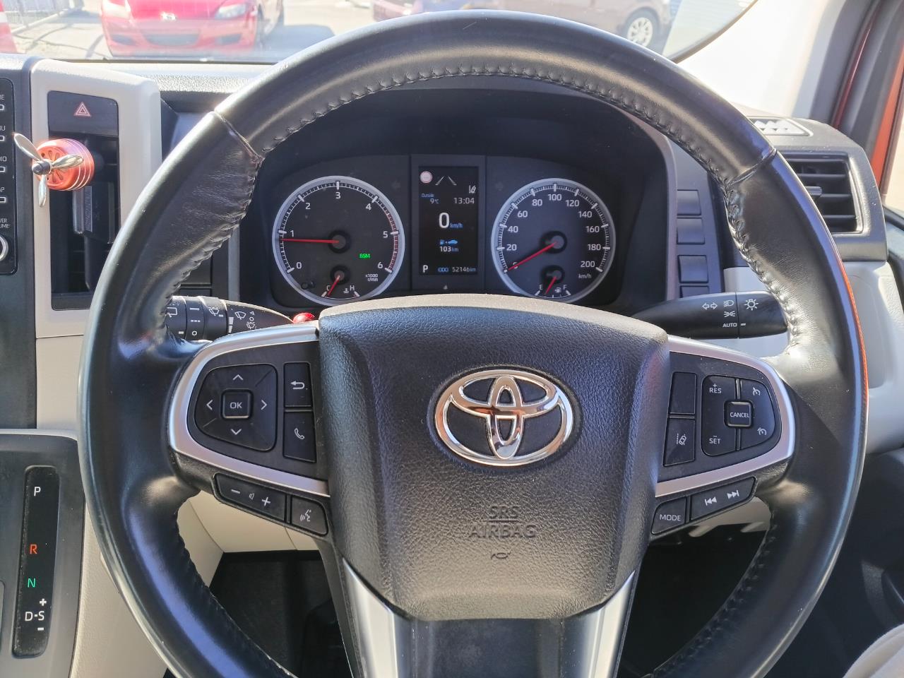 2021 Toyota Hiace thumbnail