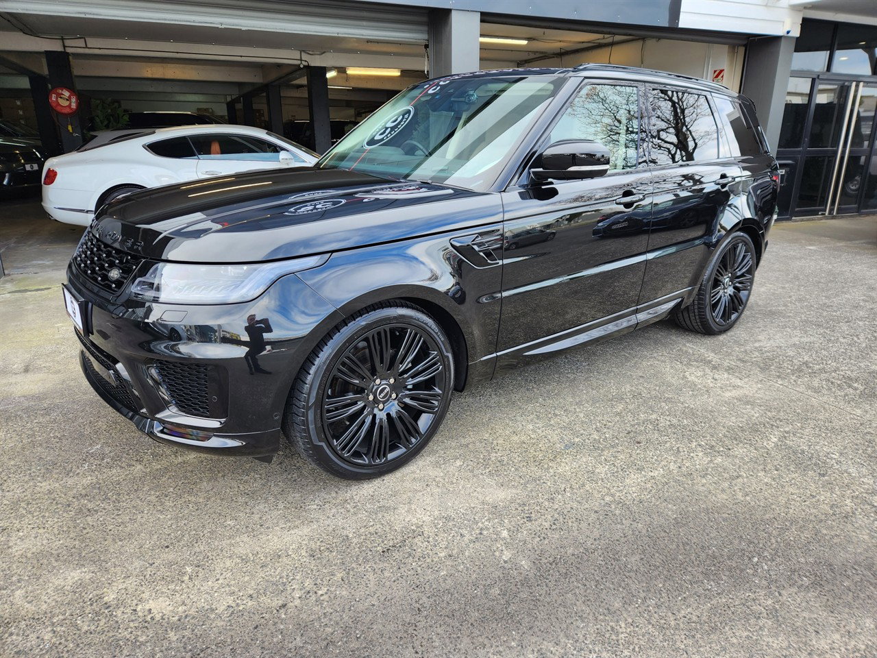 2020 Land Rover Range Rover Sport thumbnail