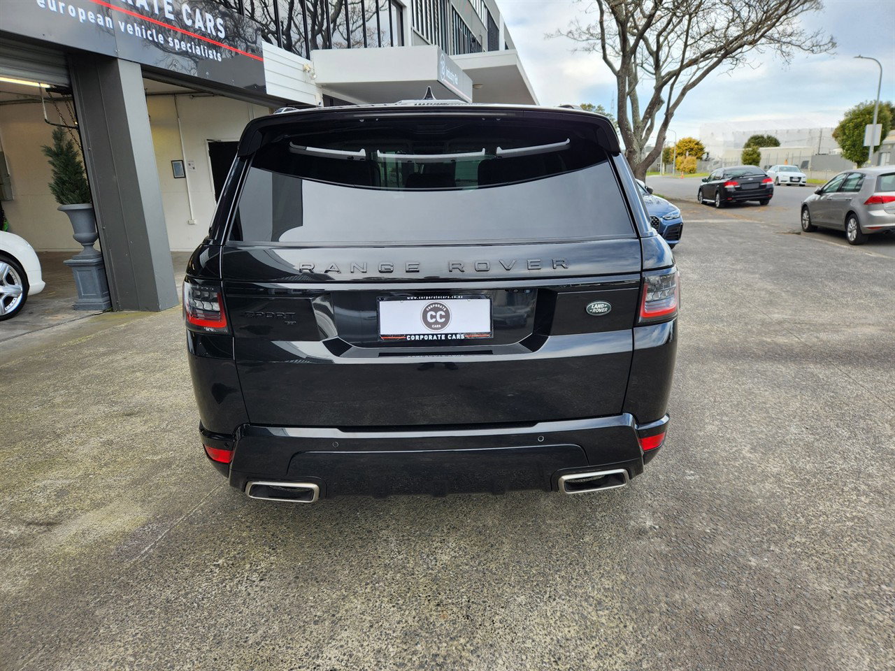 2020 Land Rover Range Rover Sport thumbnail
