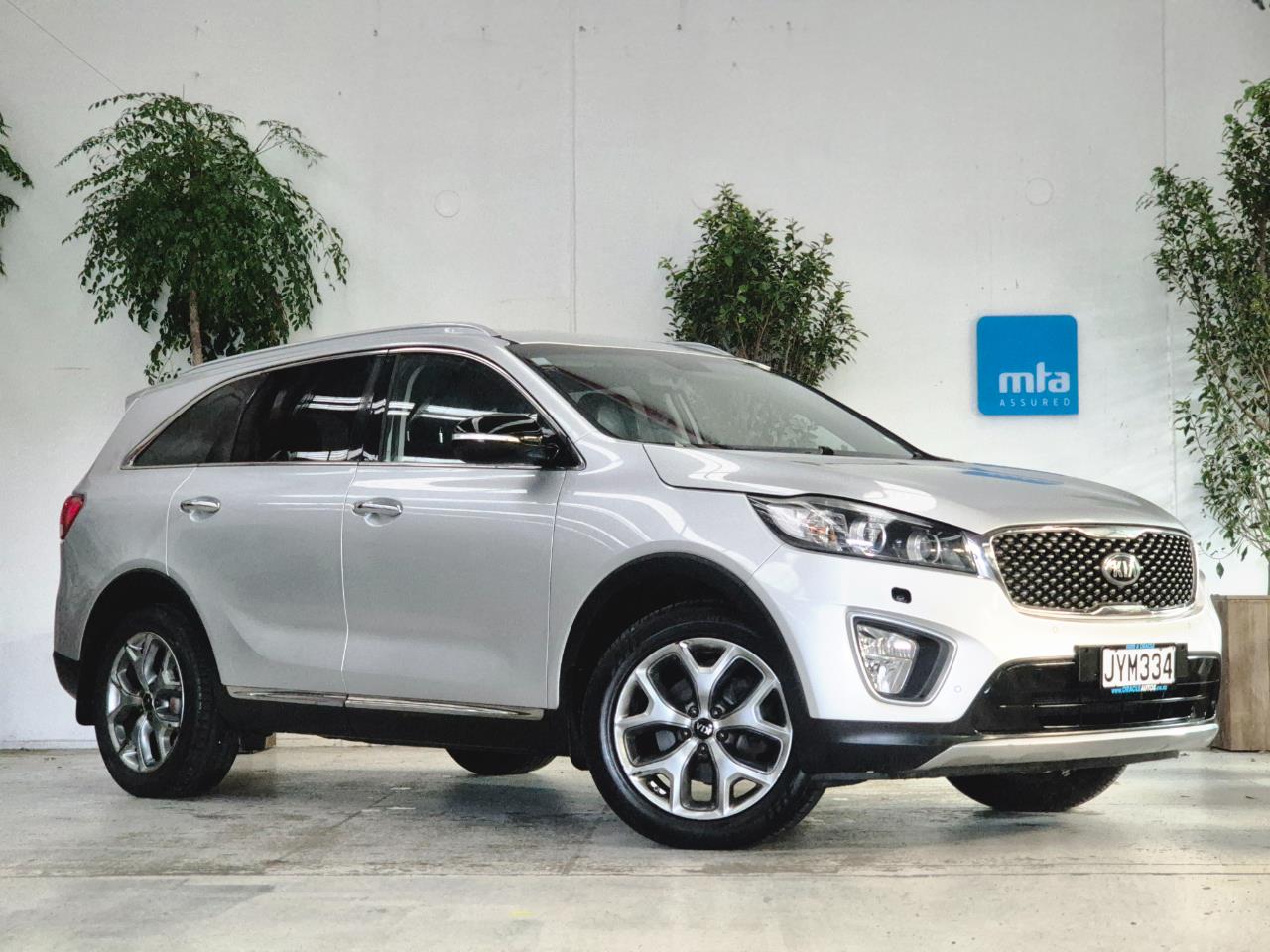 2016 Kia Sorento thumbnail