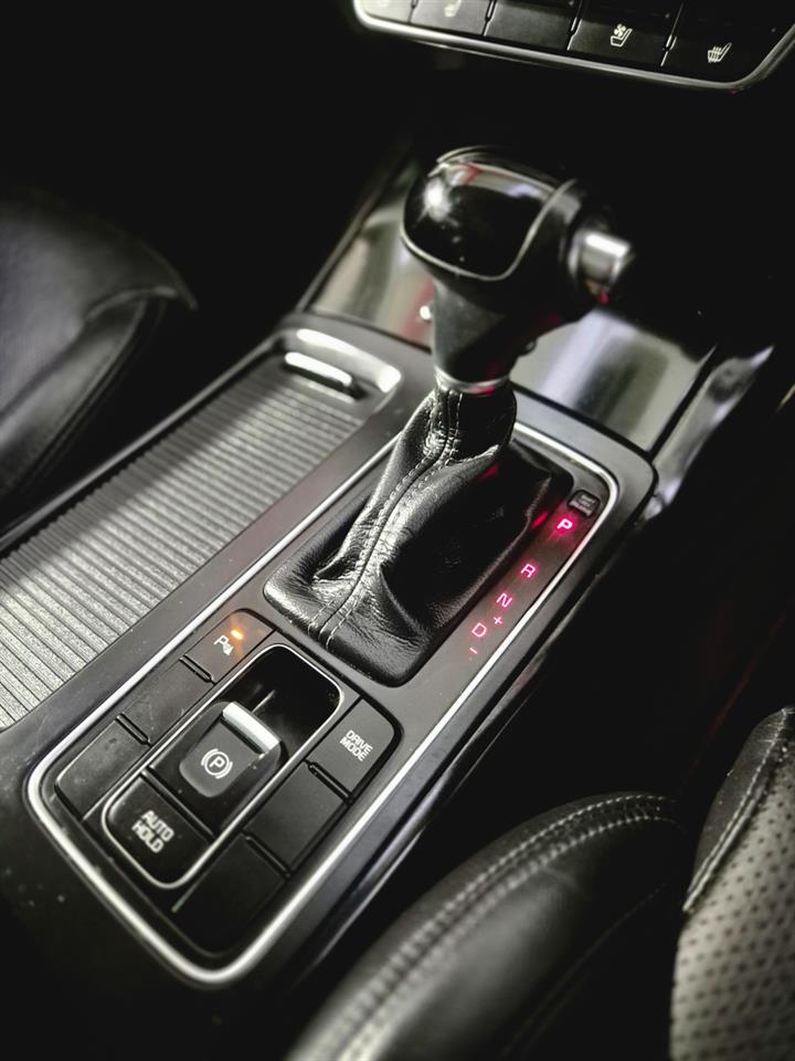 2016 Kia Sorento thumbnail
