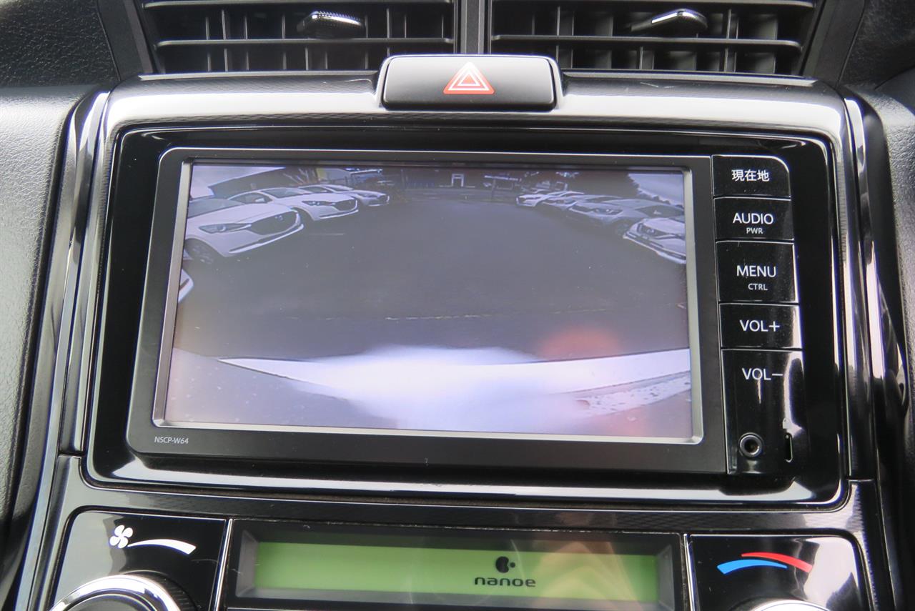 2015 Toyota Corolla thumbnail