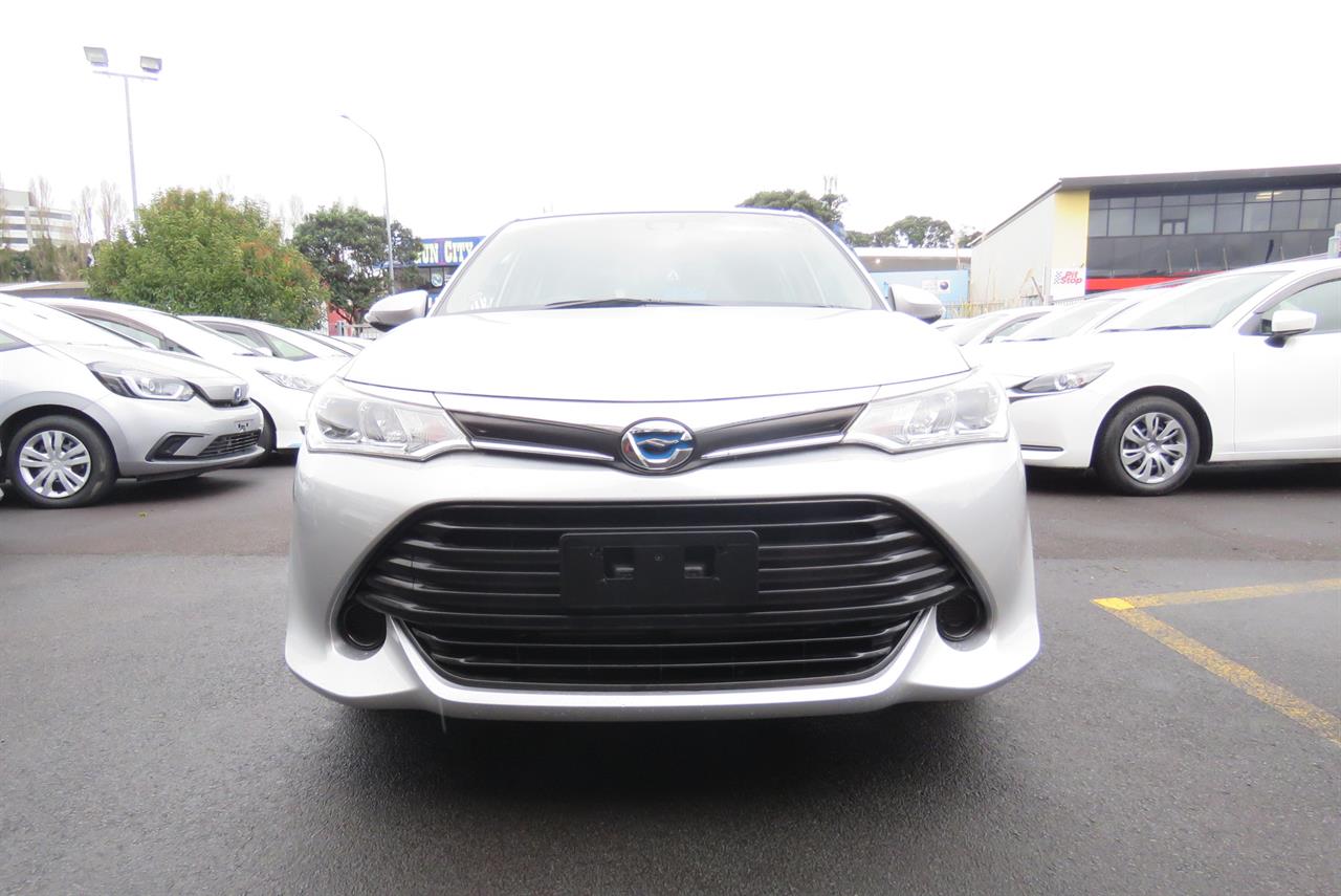 2015 Toyota Corolla thumbnail