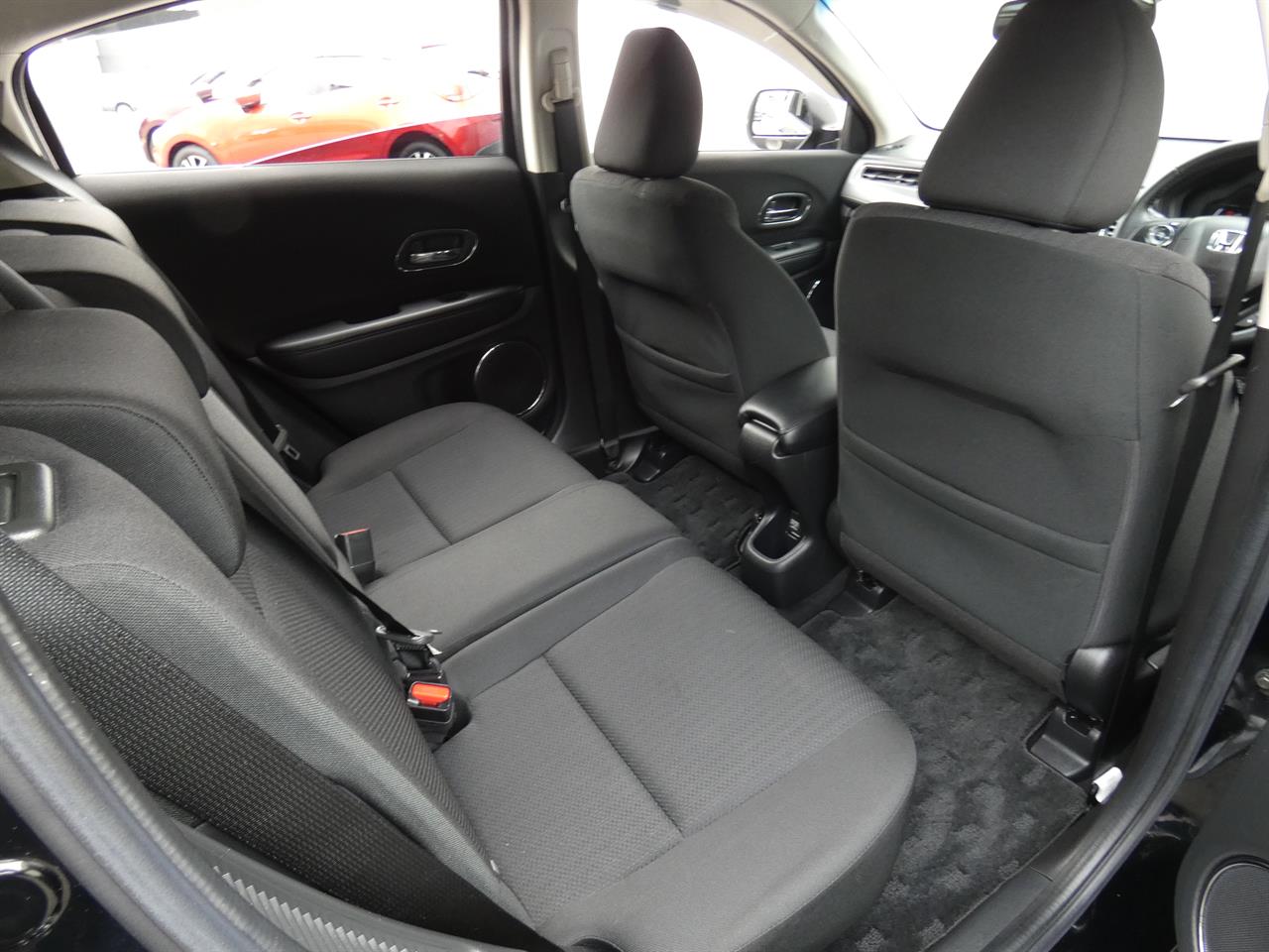 2017 Honda Vezel thumbnail