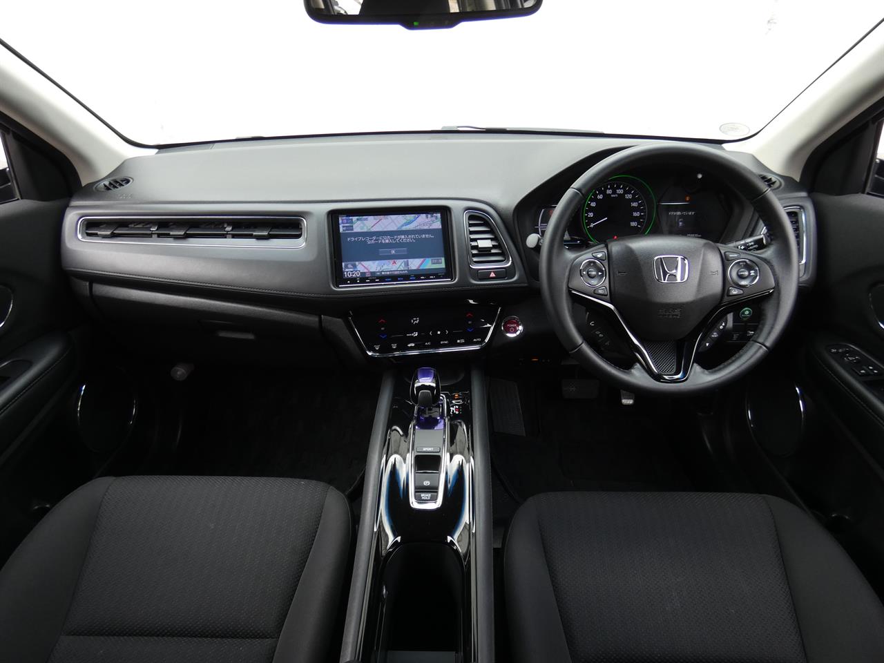 2017 Honda Vezel thumbnail