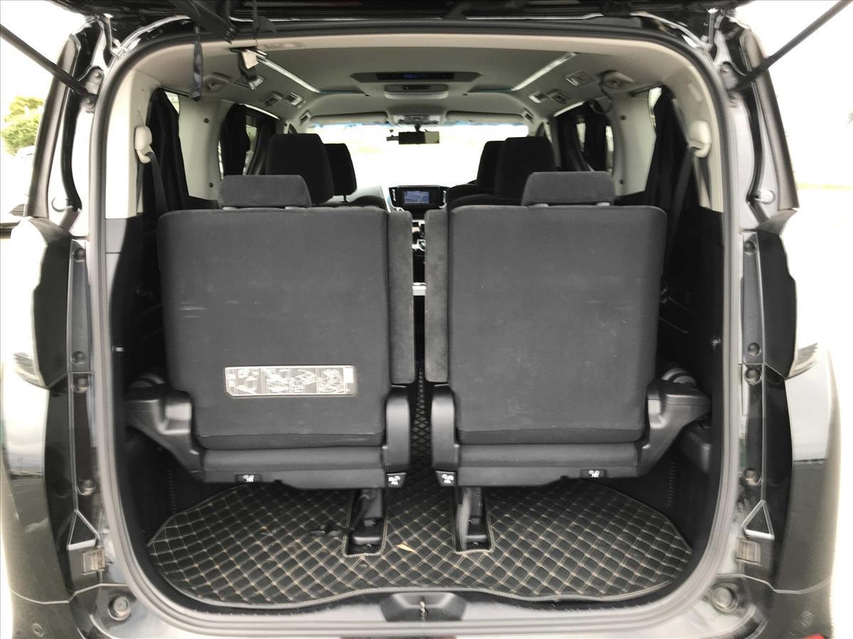 2016 Toyota Vellfire thumbnail