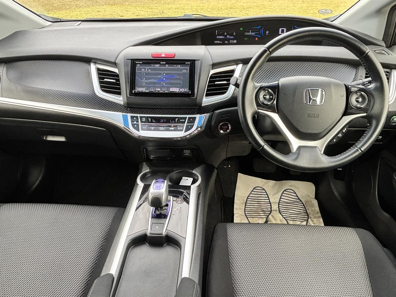 2016 Honda Jade thumbnail
