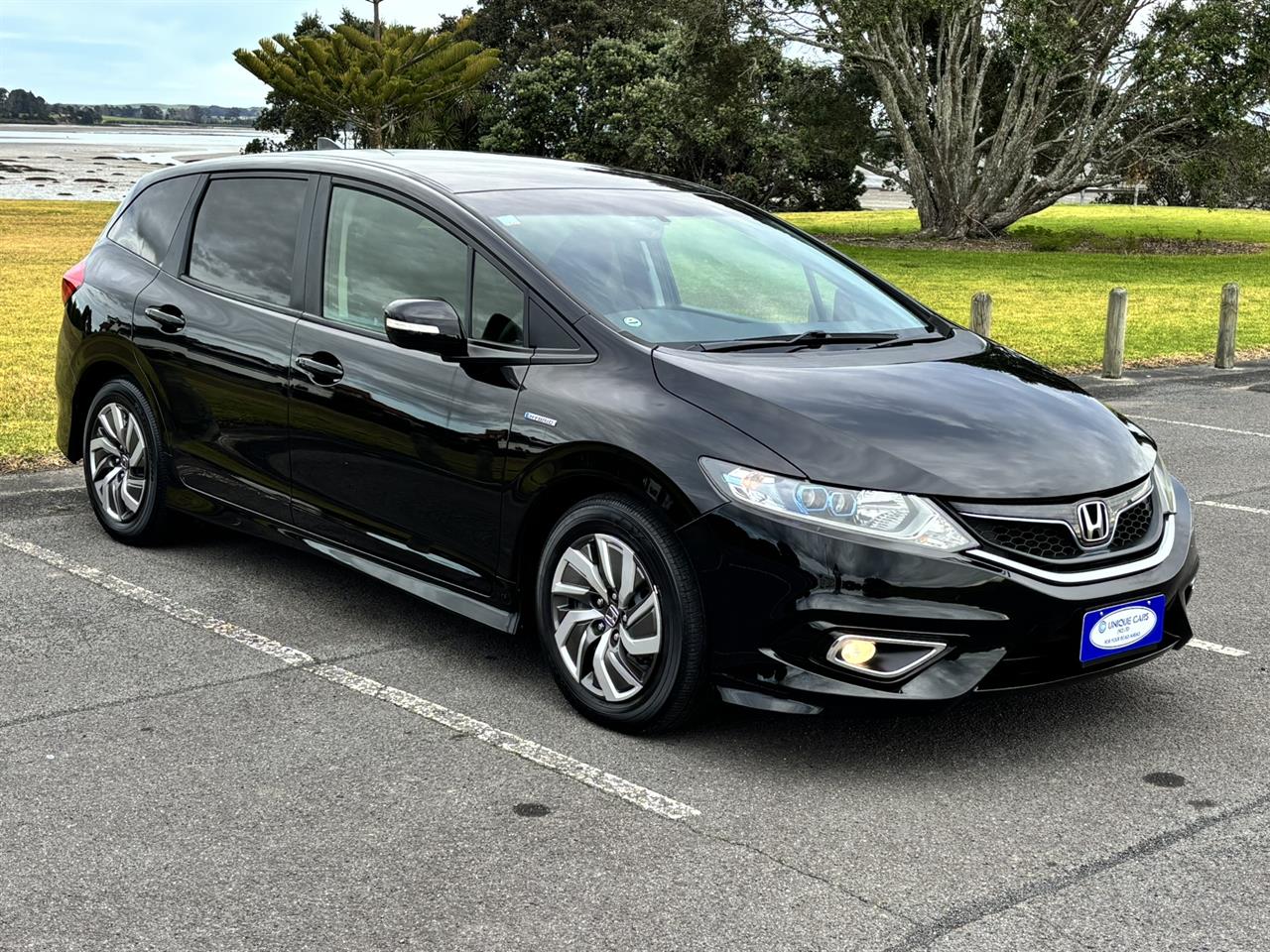 2016 Honda Jade thumbnail