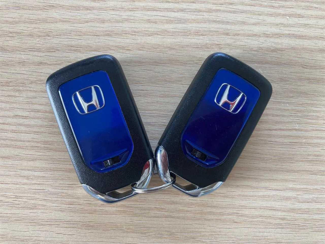 2018 Honda Fit thumbnail