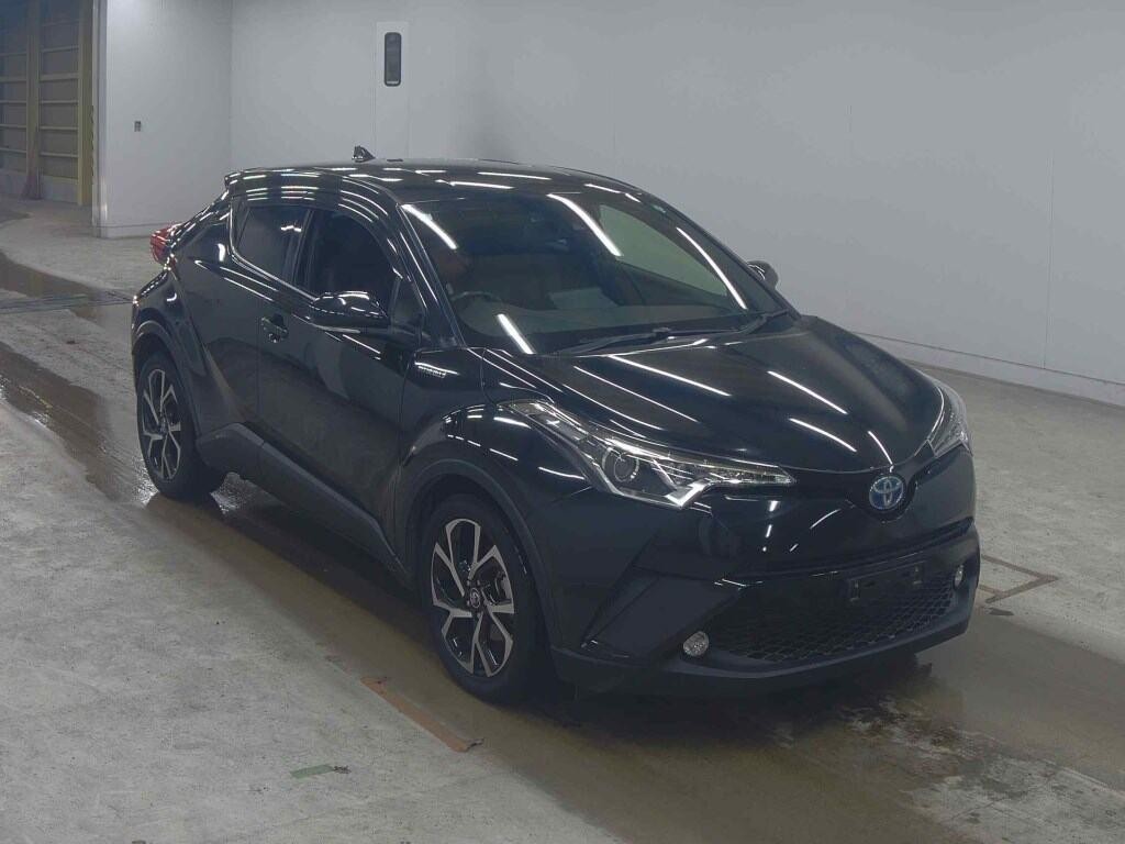2017 Toyota C-Hr thumbnail