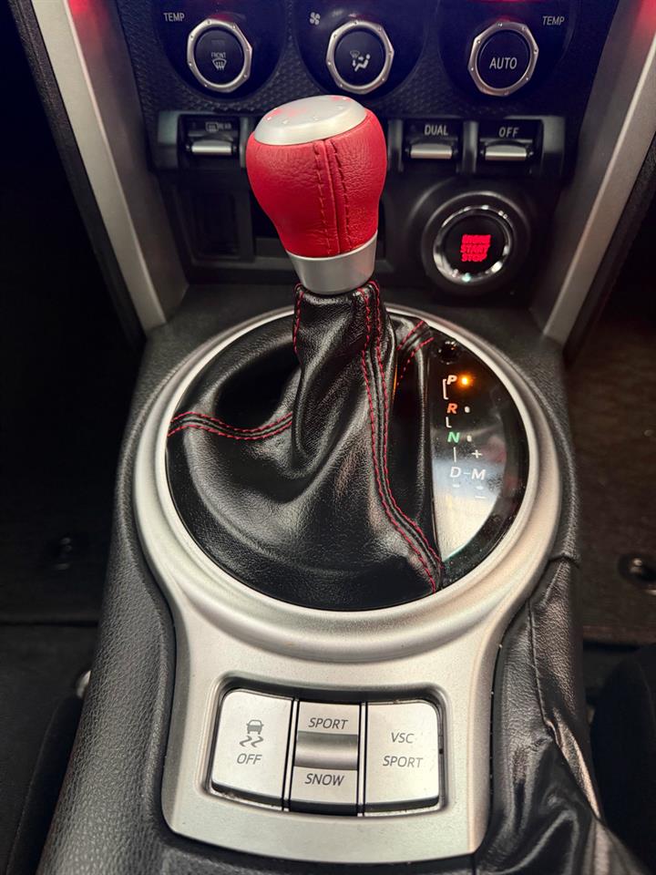 2014 Toyota 86 thumbnail