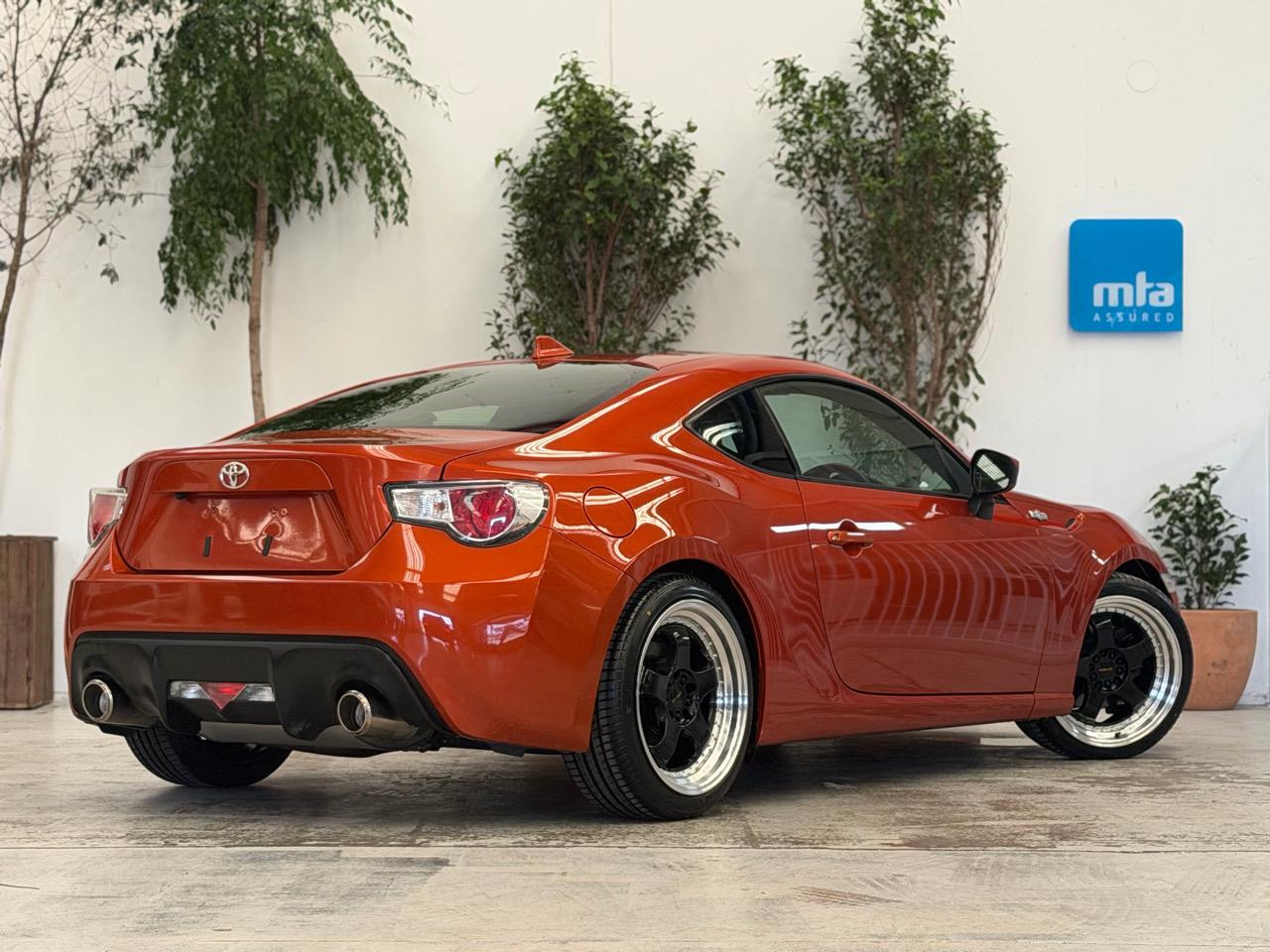 2014 Toyota 86 thumbnail