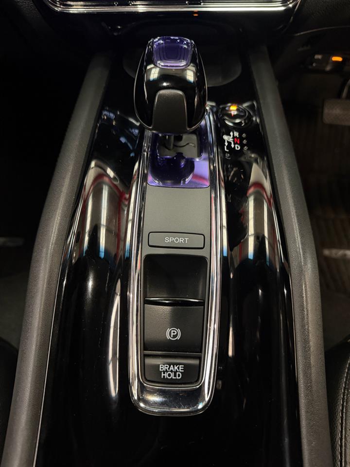 2015 Honda Vezel thumbnail