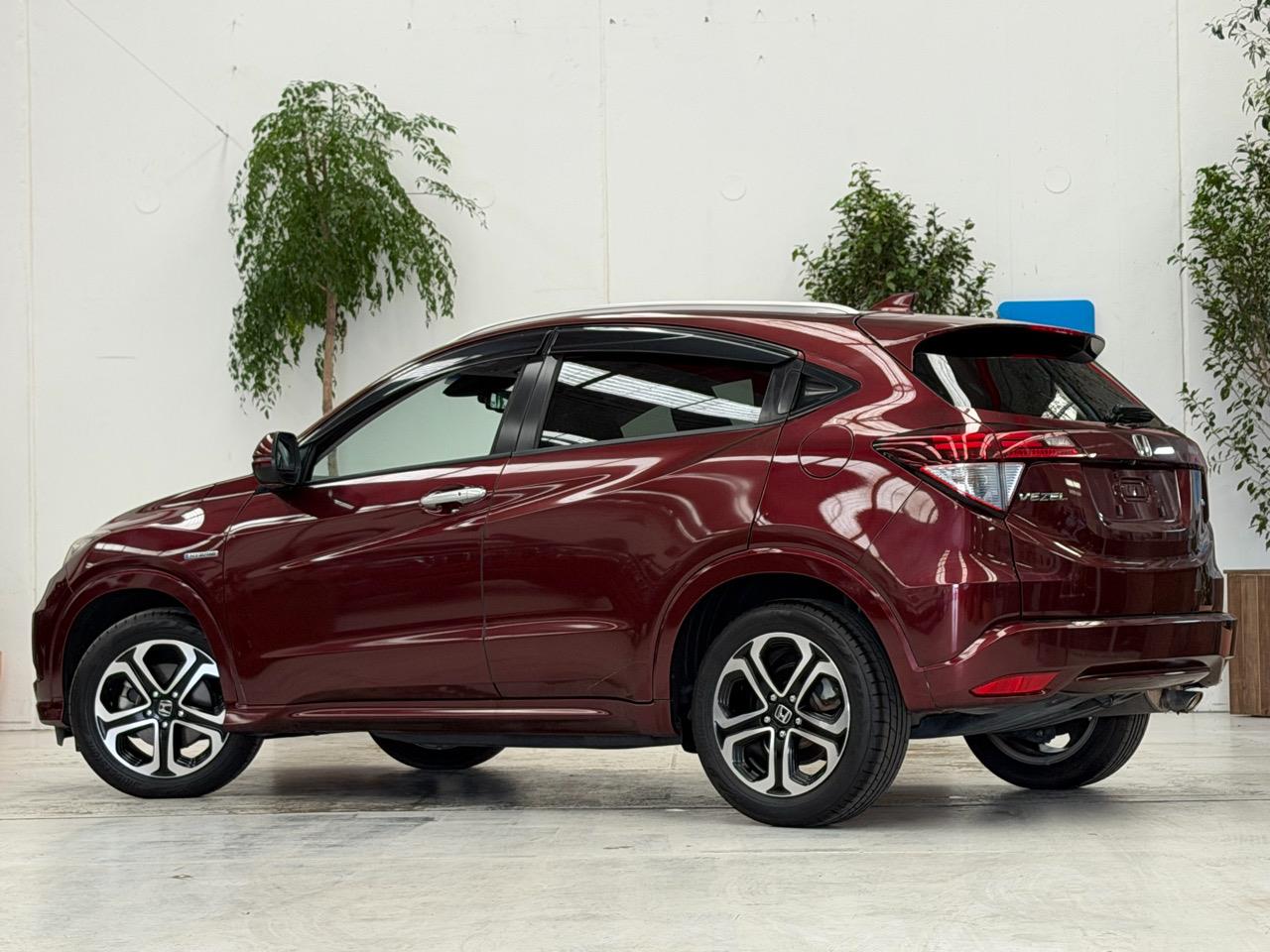 2015 Honda Vezel thumbnail
