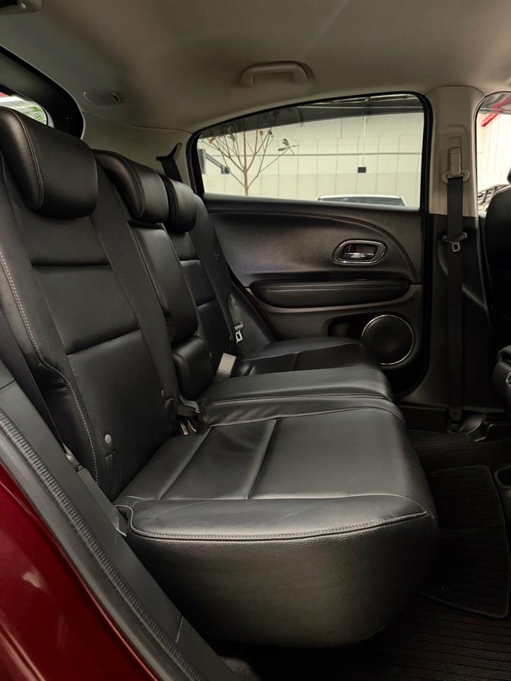2015 Honda Vezel thumbnail