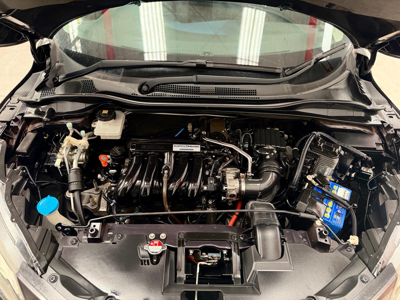 2015 Honda Vezel thumbnail