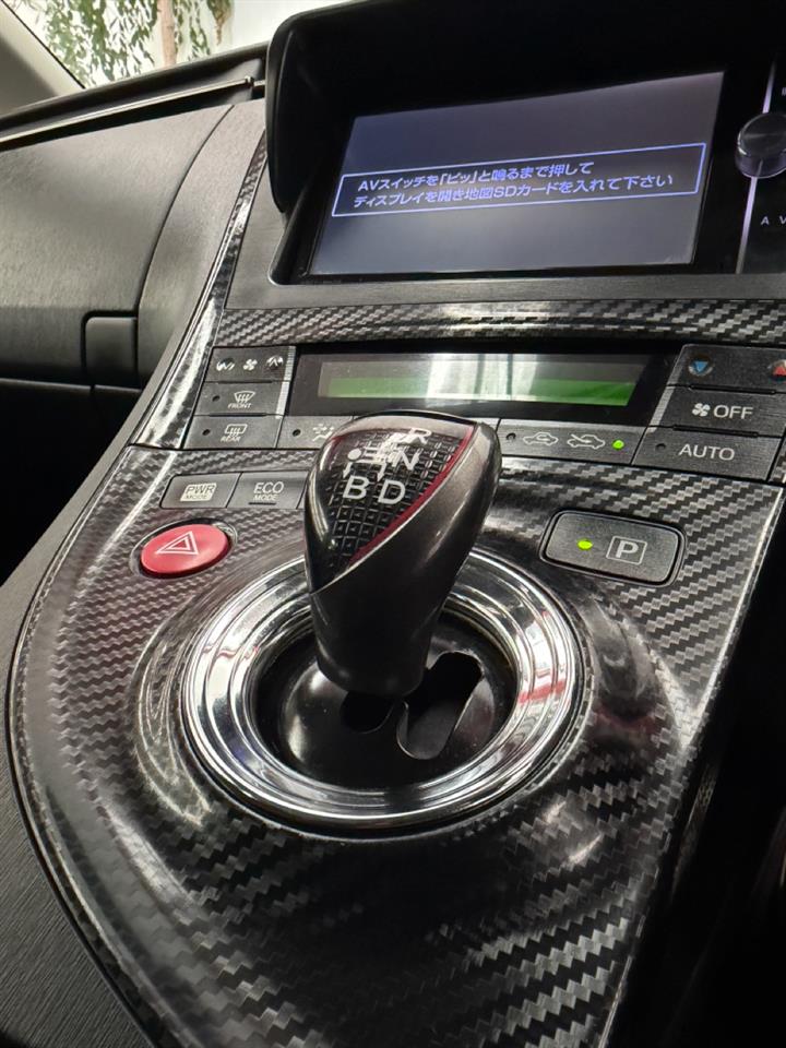 2013 Toyota Prius thumbnail