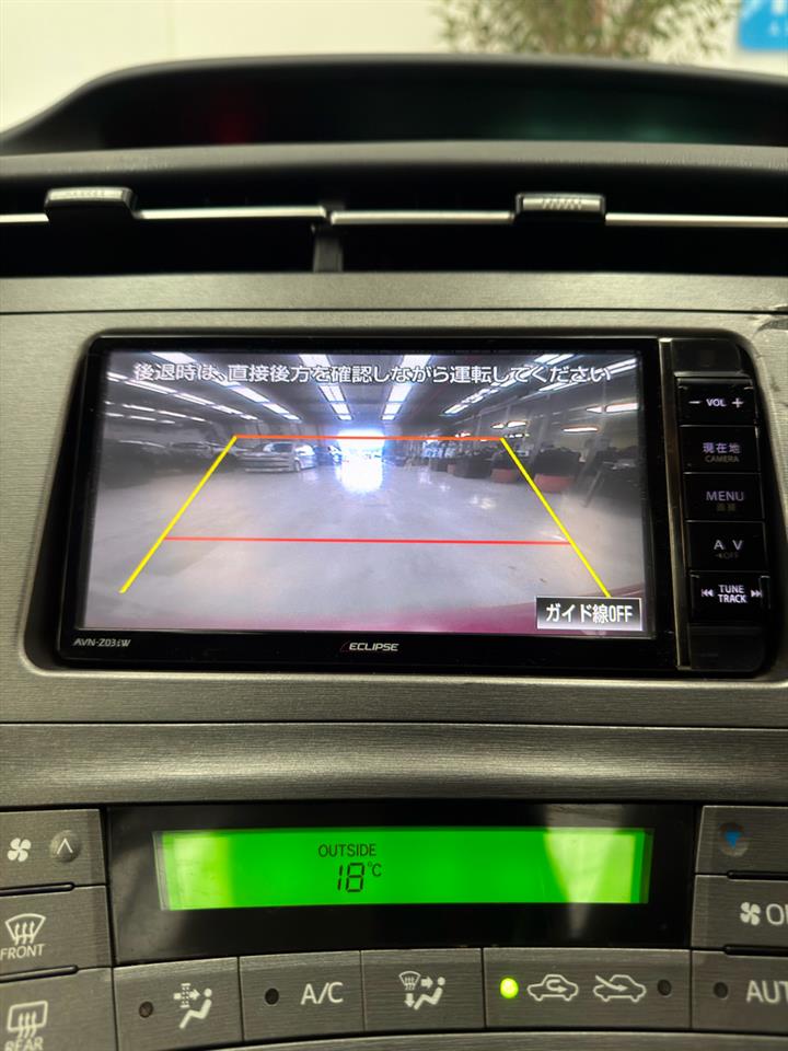 2014 Toyota Prius thumbnail