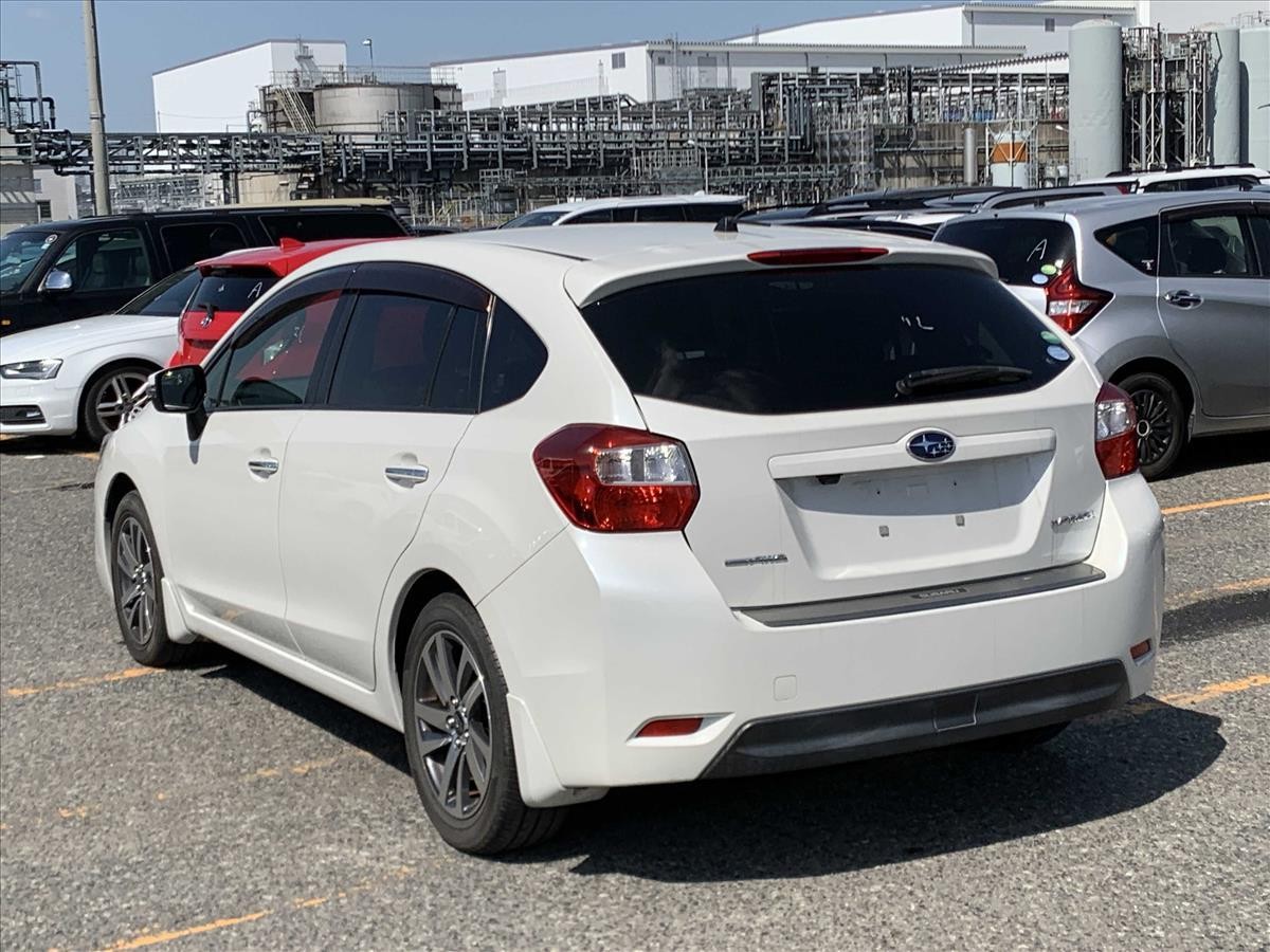 2015 Subaru Impreza thumbnail